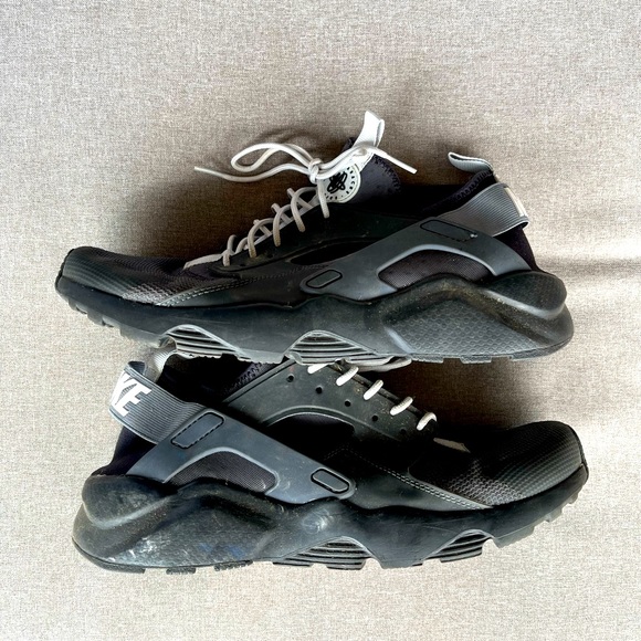 Nike Other - Nike Men’s Air Huarache Run